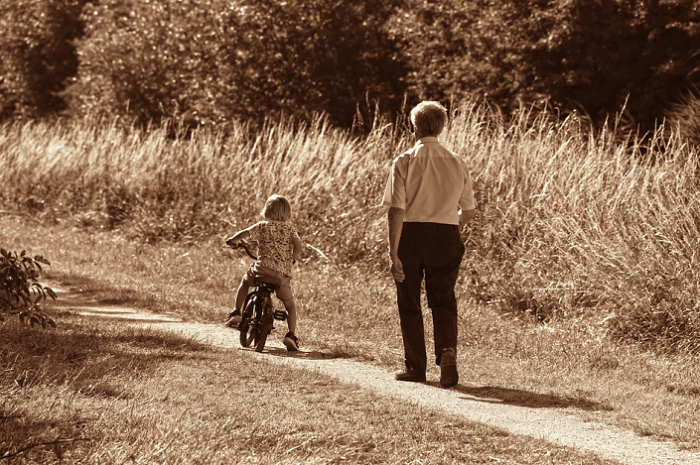 Featured image for ““Nonni e nipoti s’incontrano per…””