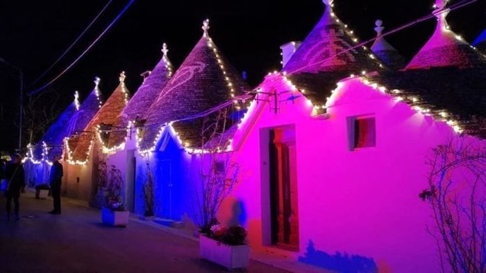 Featured image for “Presepe di Luce di Alberobello”