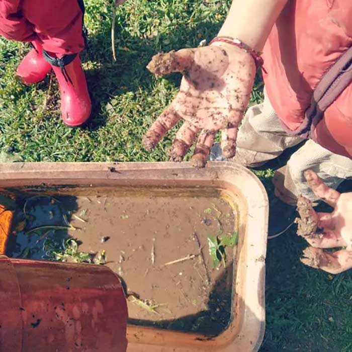 Featured image for “Sabati a Villa Paciugo – Laboratori in natura per bambine e bambini”